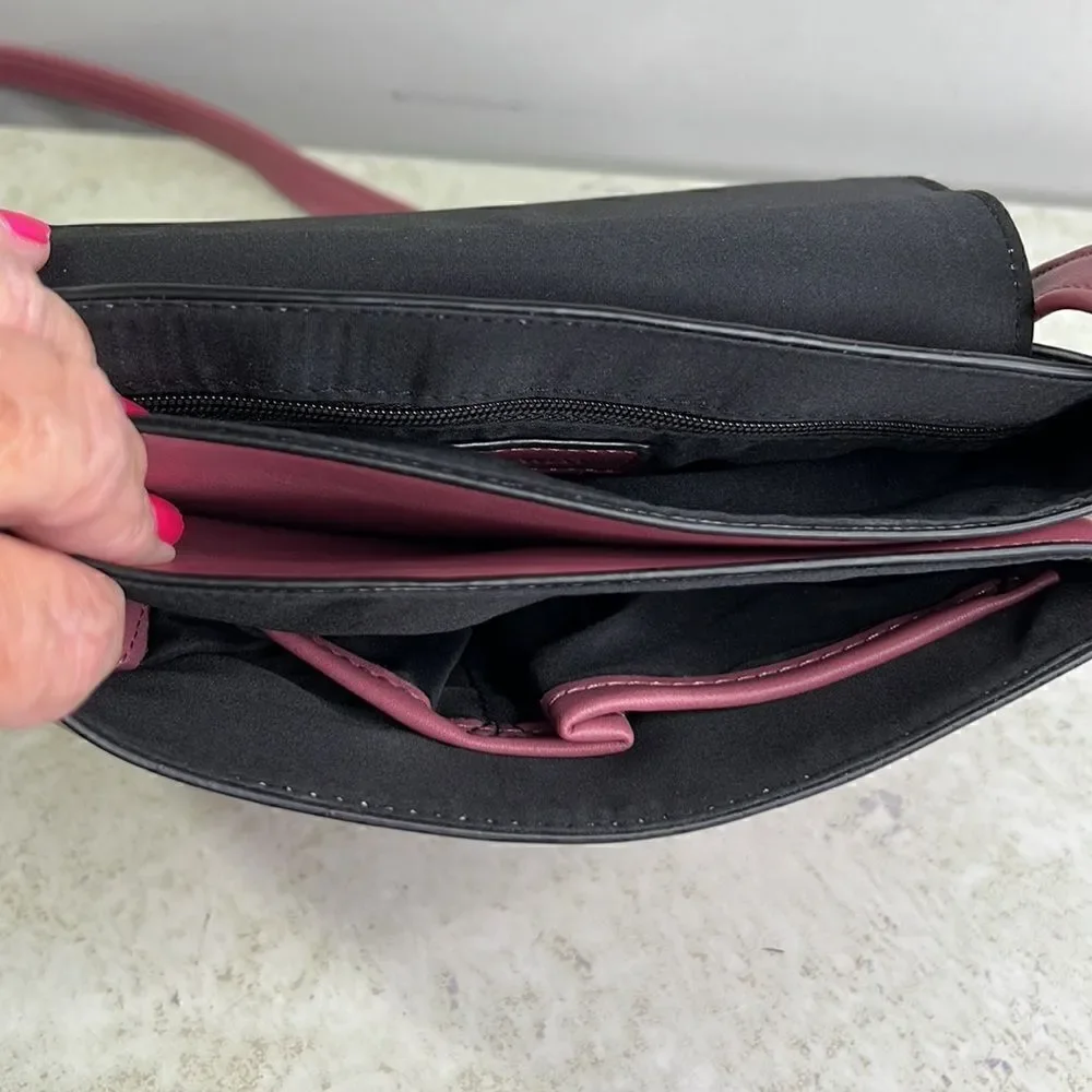 Nine West Stylish Crossbody in Mauve